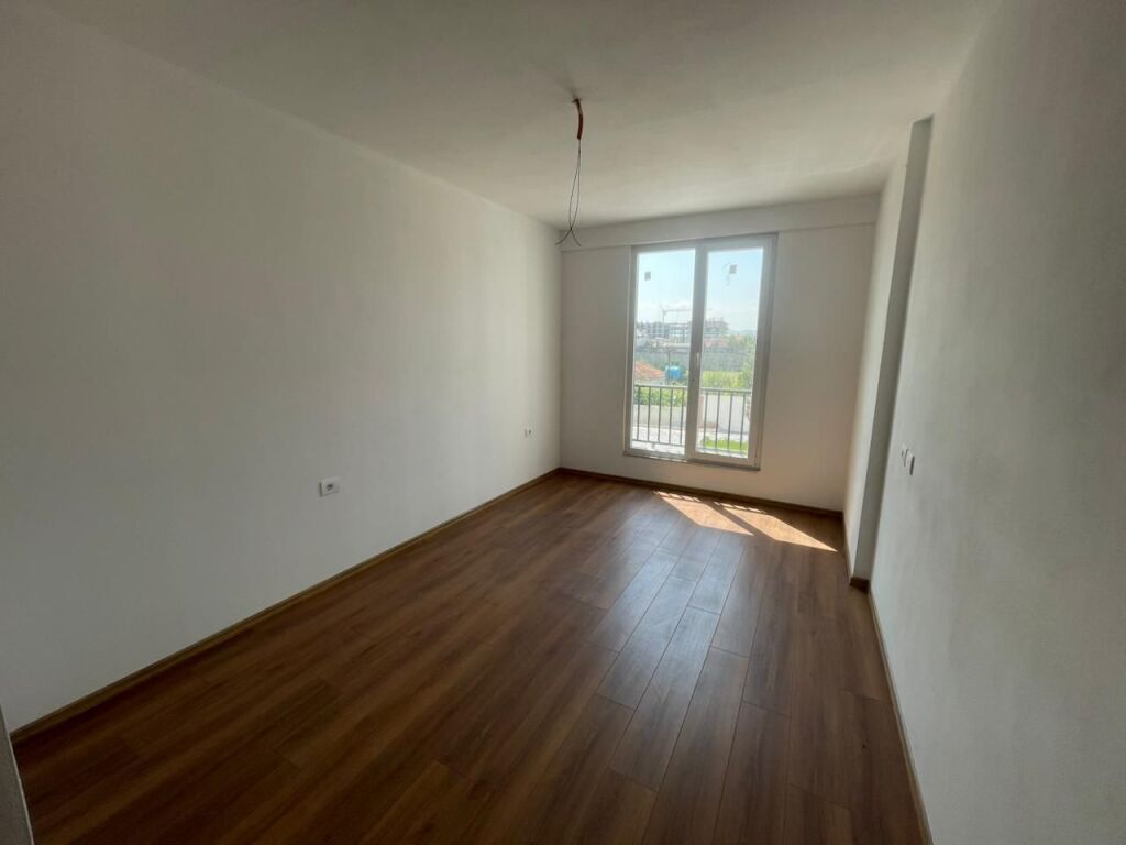 In vendita, Appartamento 2+1+ Deposito, Kamez, Tirana . Empire71306