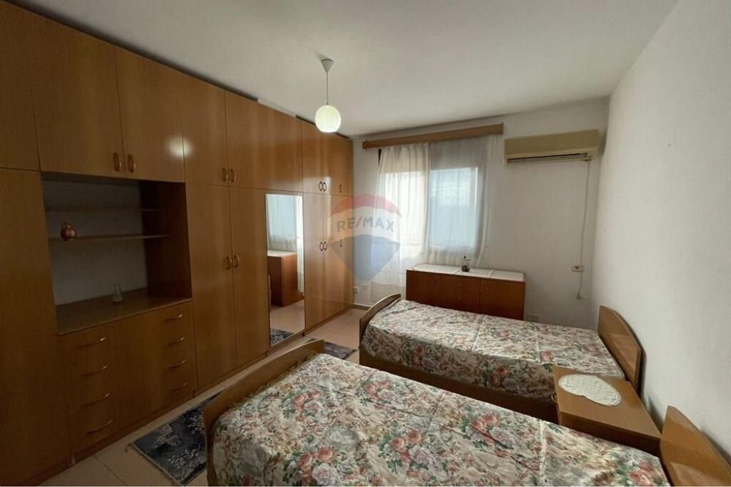 Apartment - For Rent - Tregu I Medresesë, Tirana