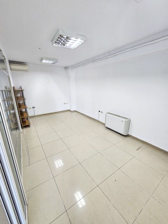 JEPET ME QIRA AMBIENT KOMERCIAL