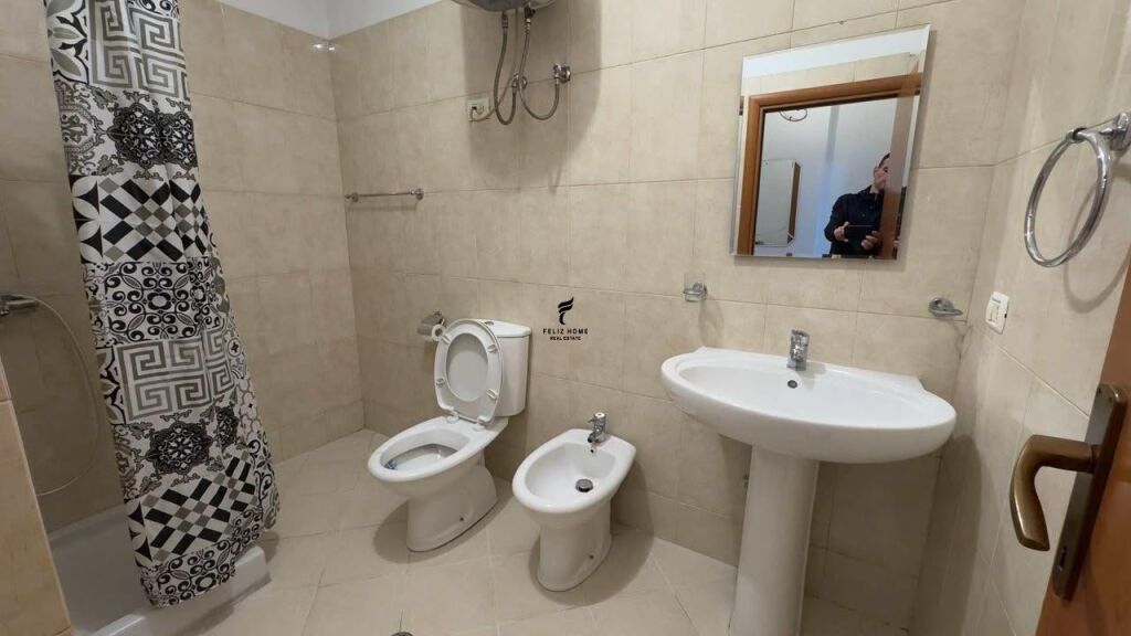 APARTMENT FOR RENT 1+1 CENTER 65,000 LEKE FH-81843