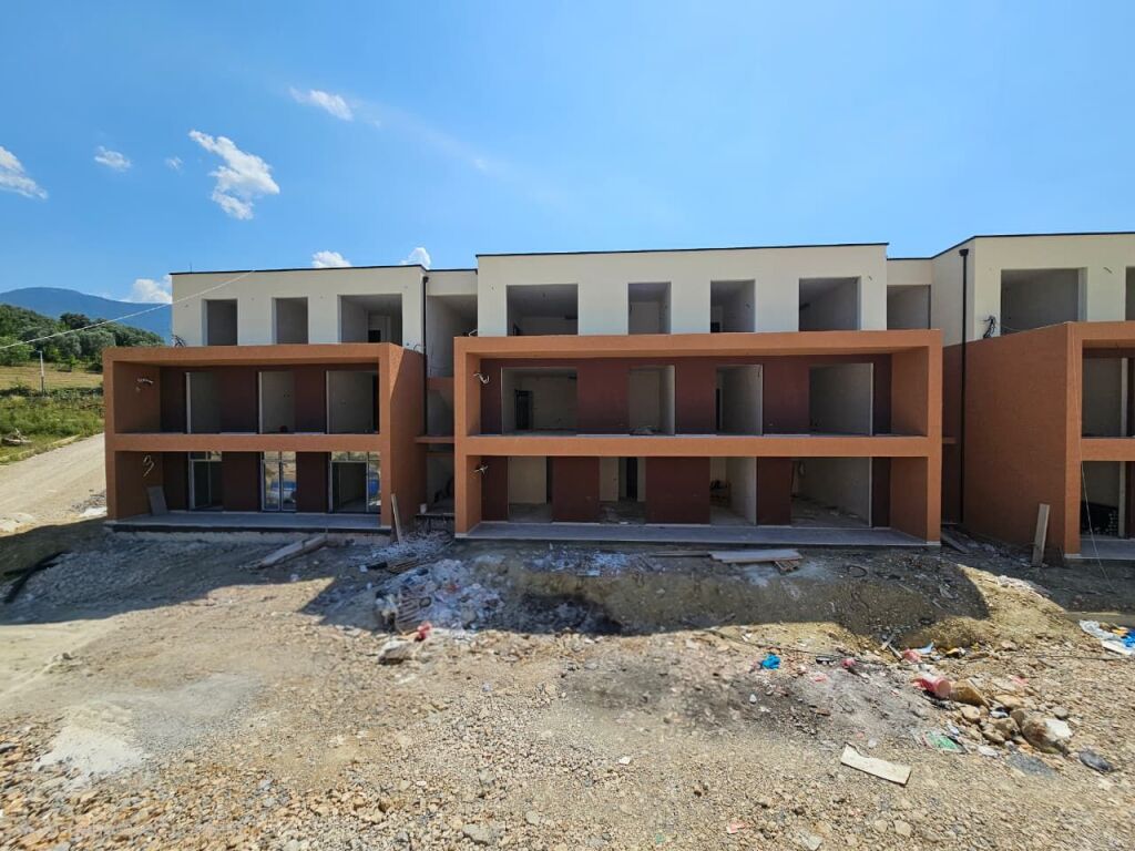 Appartamento 2+1+2 con veranda Lago di Farka!