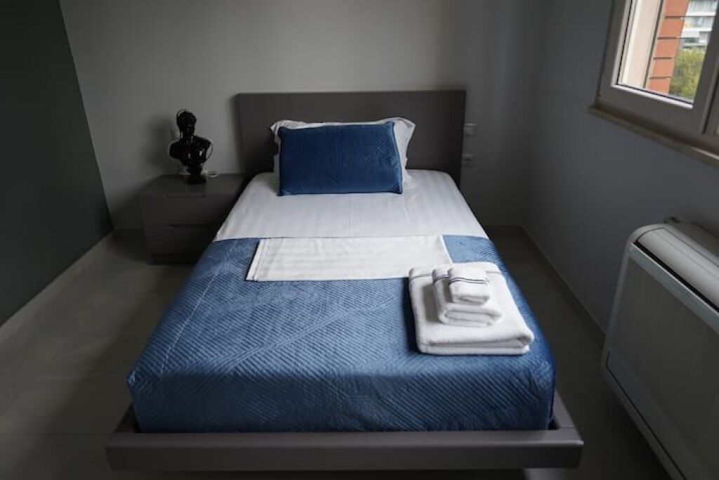 Rent, Apartment 3+1+2, Center, Tirana