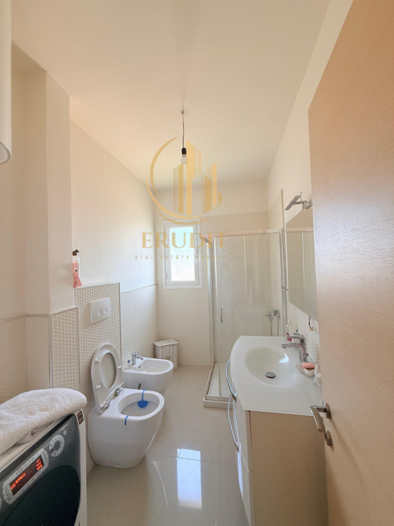 Appartamento 2+1 con Vista Mare in Vendita – Vicino al Molo, Transballkanike, Vlora