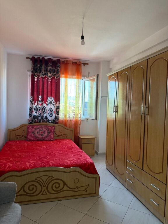 Apartament me qera 1+1 pranë Syri Tv!