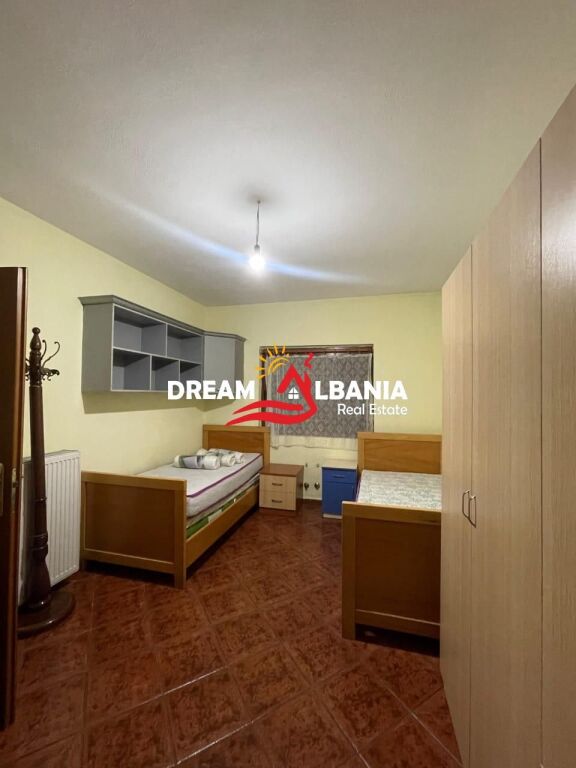 Appartamento in affitto 2+1 a 5 Maji, vicino alla scuola Tirana Jone, a Tirana (ID 4251398)