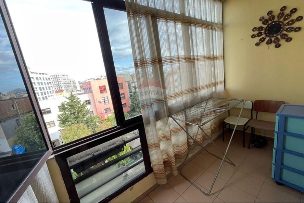 Apartment - For Rent - Tregu I Medresesë, Tirana