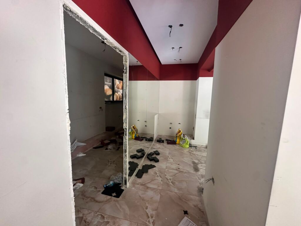 Negozio In Affitto A 21 Dhjetori (ID BD21257) Tirane