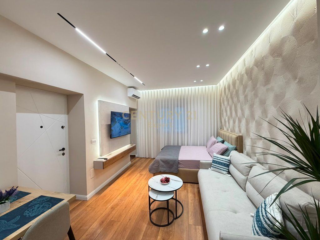 Monolocale in vendita vicino al Nuovo Bazaar! 120.000 €