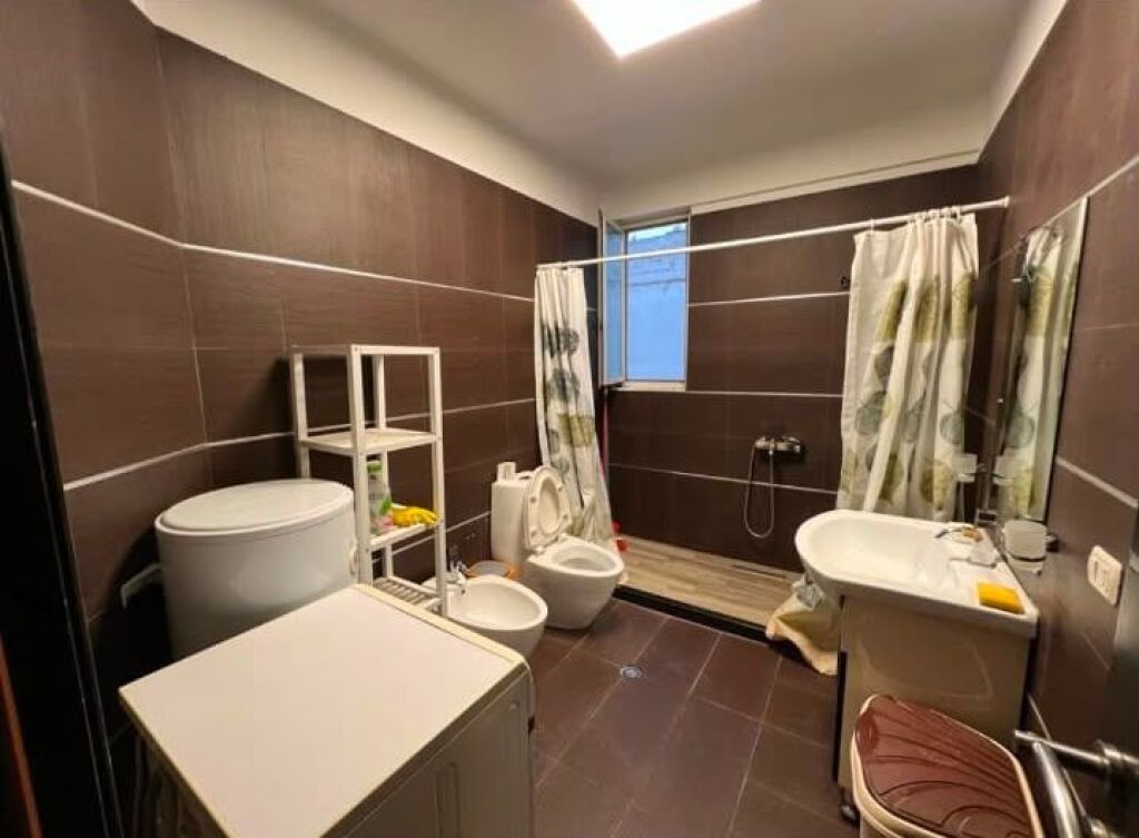 Apartment 1+1 for rent at Selvia, near Hotel Black Diamond, Rruga e Dibres, Rruga Siri Kodra.