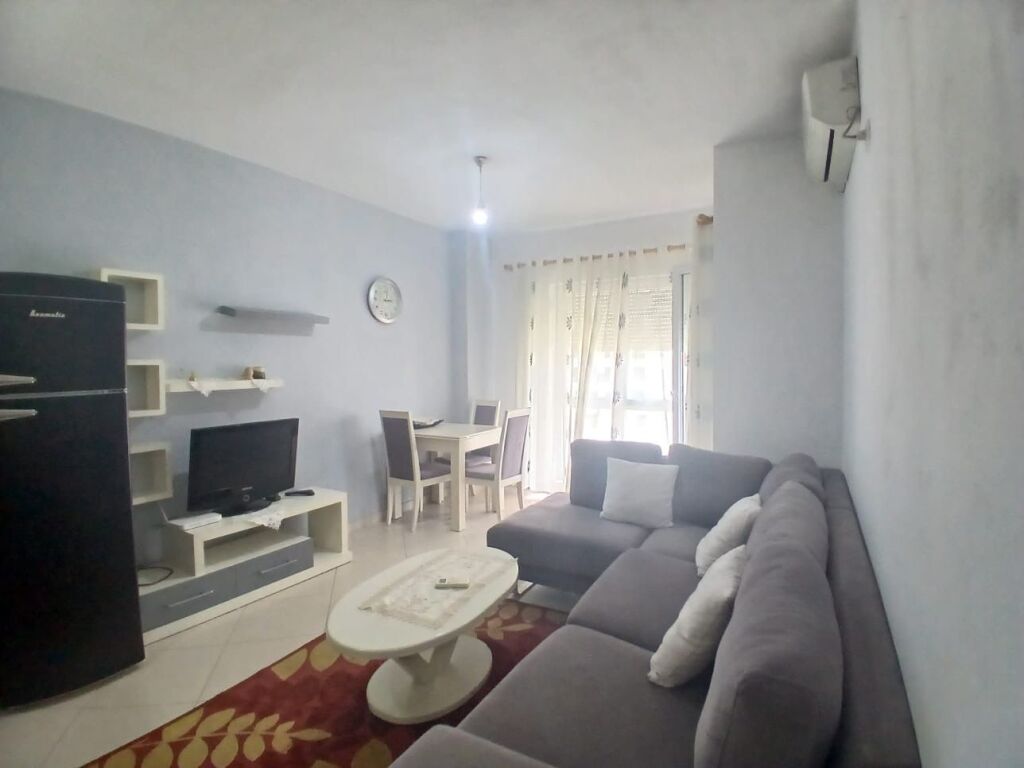 Apartment 1+1 for rent at 21 Dhjetori