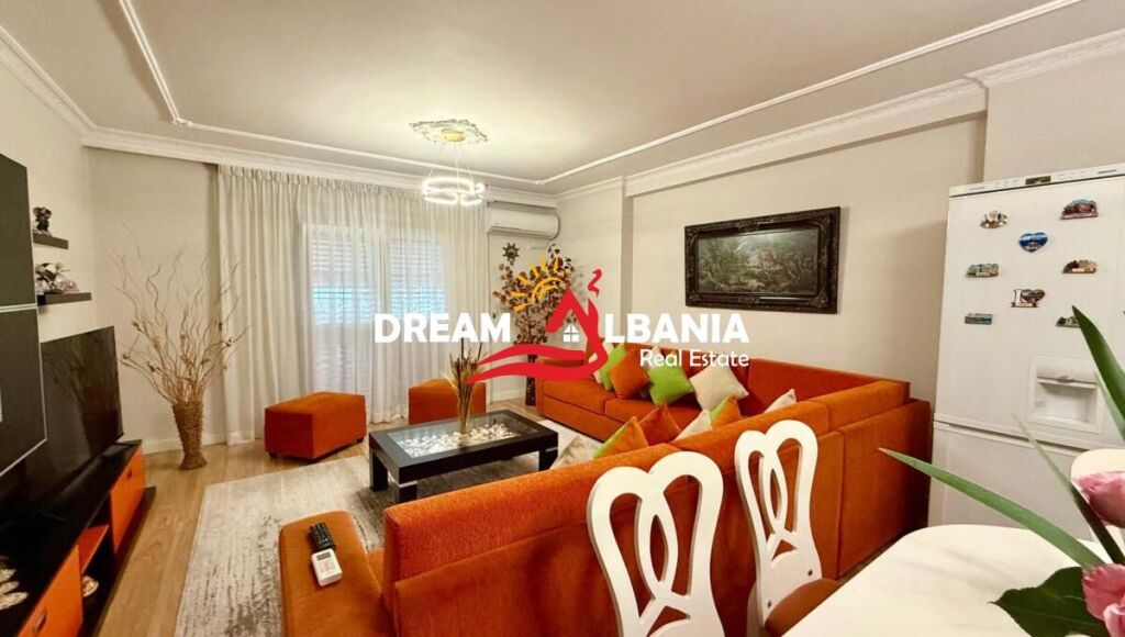 Apartment 2+1+2 for rent Komuna Paris, near Pasticeri Nefeli (ID 42215608)