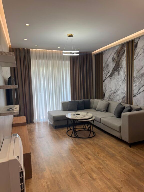 Qera | Apartament 1 + 1+Ballkon, | Laprake | 750 €/muaj