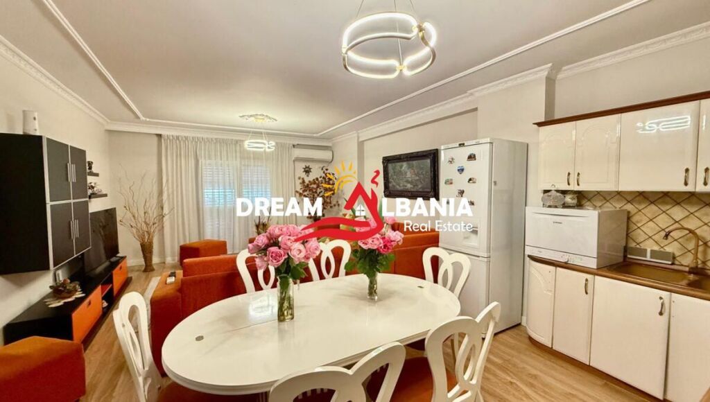 Apartment 2+1+2 for rent Komuna Paris, near Pasticeri Nefeli (ID 42215608)