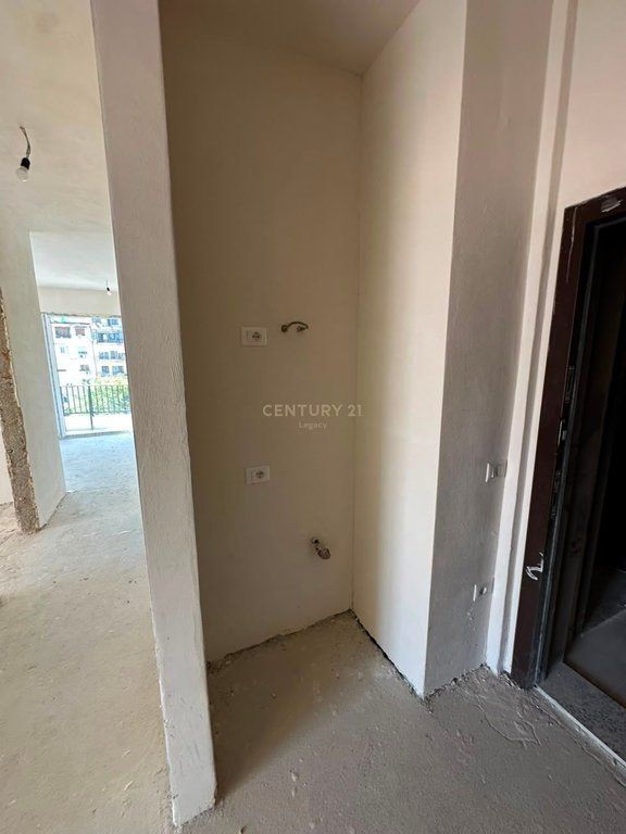 Appartamento 2+1+2 in vendita a Ali Dem 256.000 €