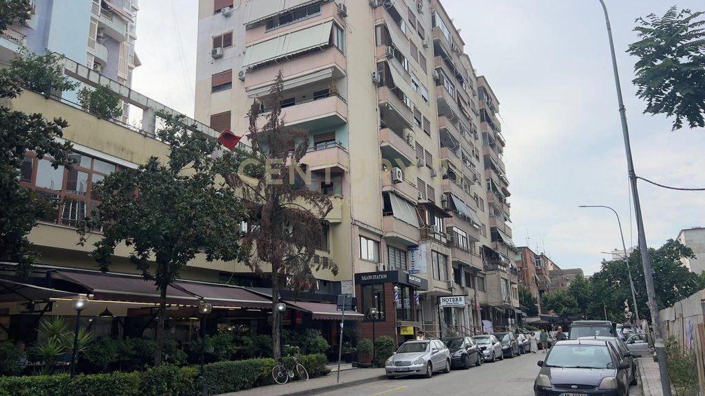 Appartamento 2+1 + Veranda in vendita presso l'ex Esposizione, Viale Jean D’Ark – Tirana