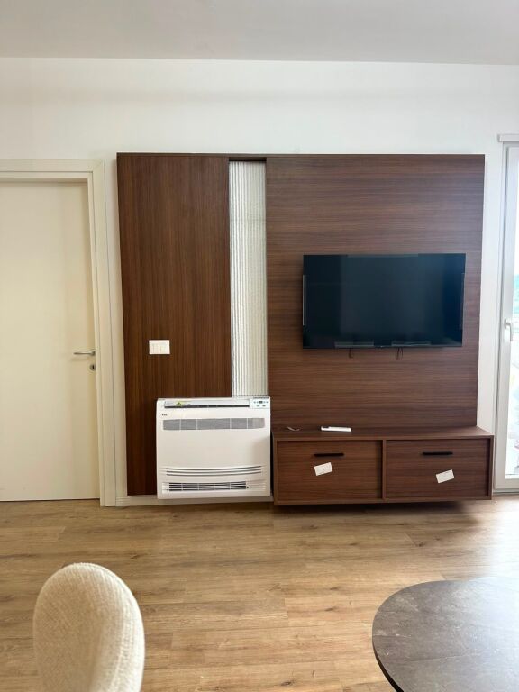 Appartamento 1+1 in affitto a Univers City