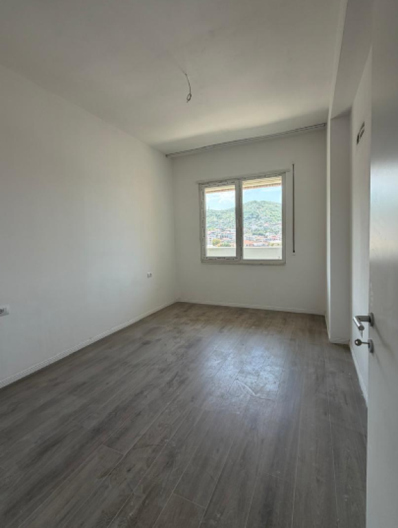 Appartamento 2+1 in vendita a Golden Park