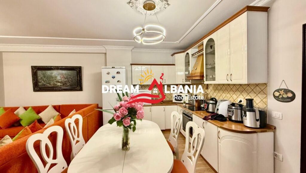 Apartment 2+1+2 for rent Komuna Paris, near Pasticeri Nefeli (ID 42215608)