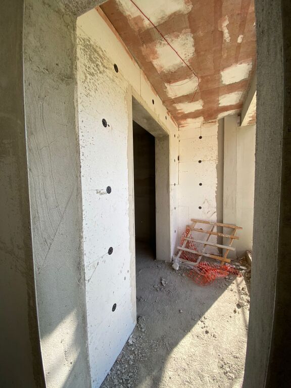 Paskuqan , In vendita 2+1+2wc con 1000€/m2