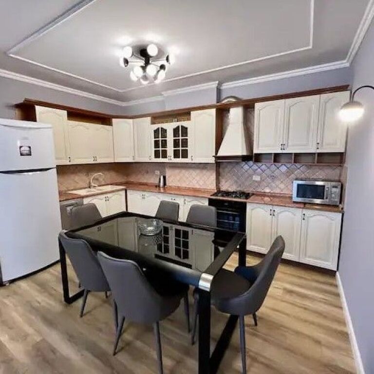 🏡✨ JEPET ME QIRA APARTAMENT 2+1+2 PRANË AIR ALBANIA STADIUM ✨
