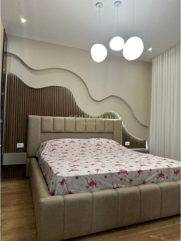 FOR RENT 2+1 APARTMENT NEAR KUQE SCHOOL !