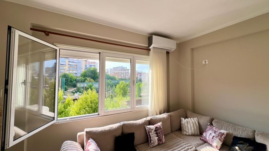 ME QERA: 2+1📍Kopshti Zologjik (Rr.Bilal Sina) - 70,000 Leke/Muaj - Sp.90m² - Pallat i Ri V.2016 || Pamje Fantastike nga Kopshti Zologjik✨️