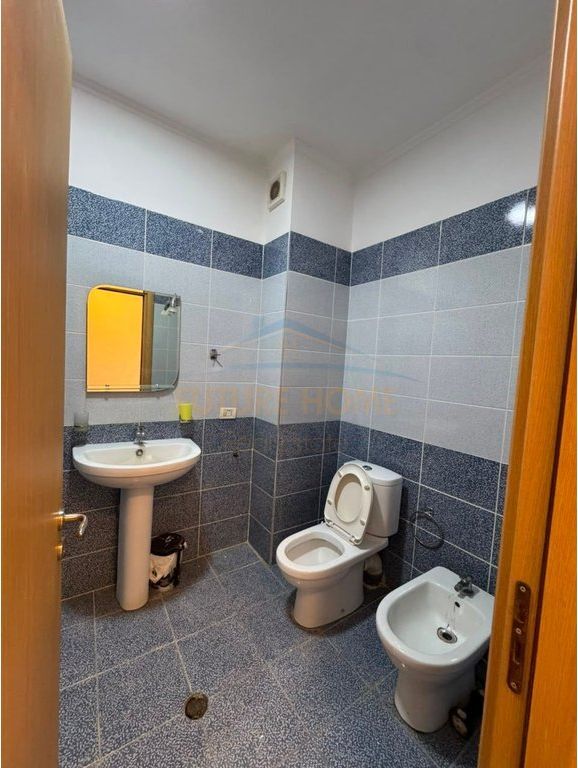 For sale 2+1+2, Fresku Restaurant, Dajti Street. Return71323
