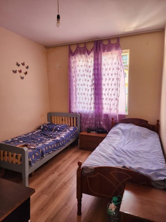 2+1 APARTMENT FOR SALE NEAR THE UNITED SCHOOL