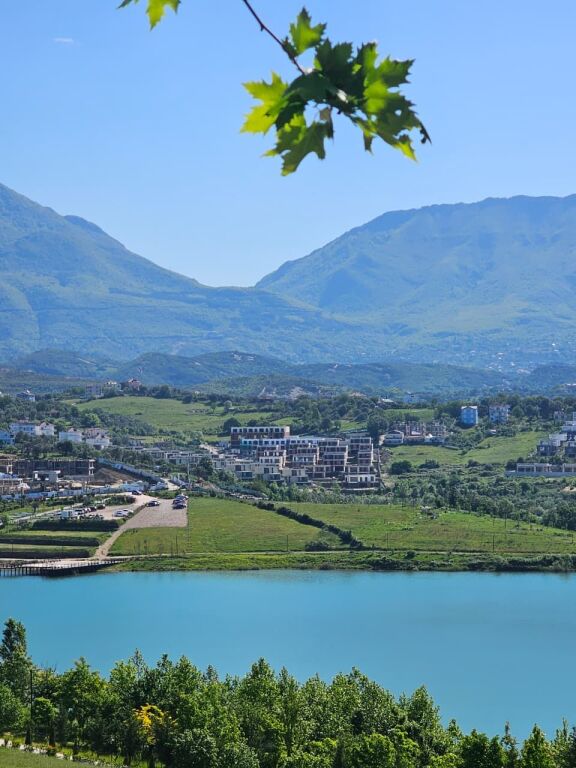 Appartamento 2+1+2 con veranda Lago di Farka!