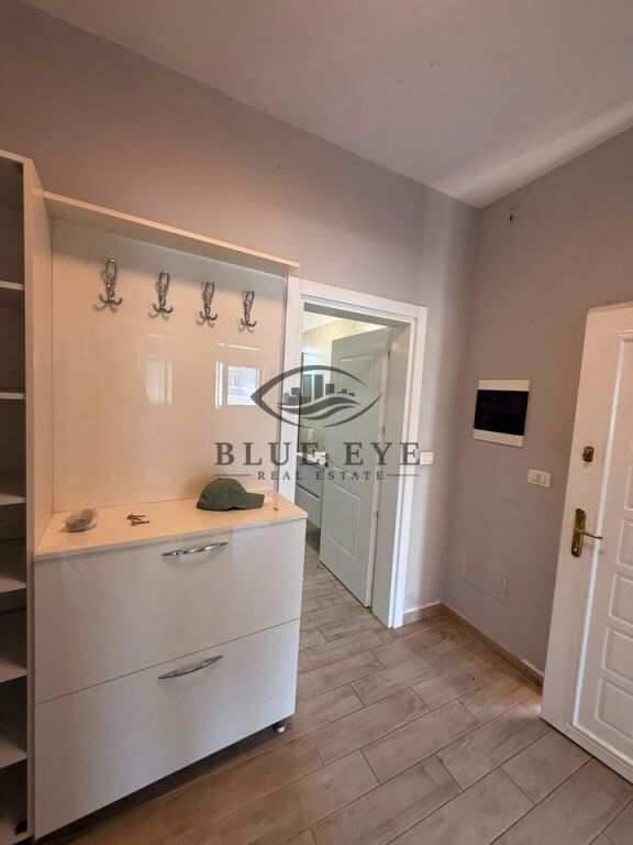 APARTMENT FOR RENT 2+1, WITH SEPARATE KITCHEN CENTER-DURRES