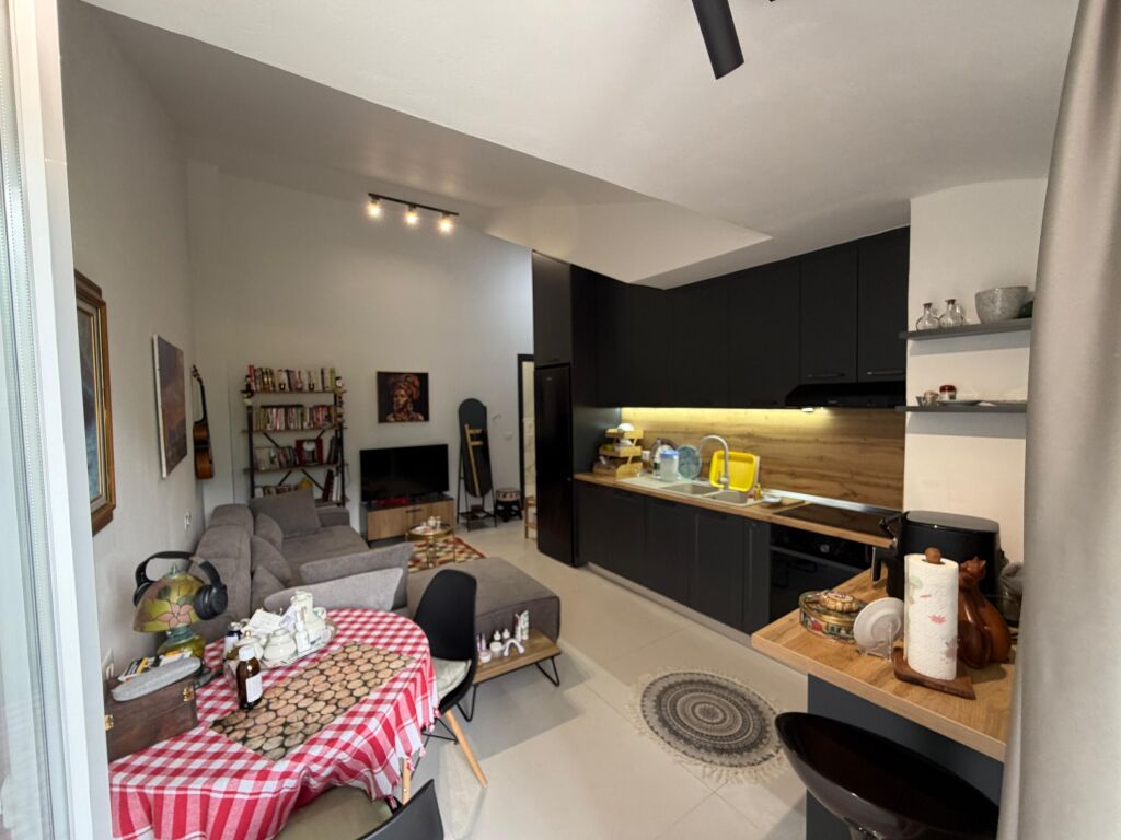 Vendesi super appartamento 1+1 a Linz