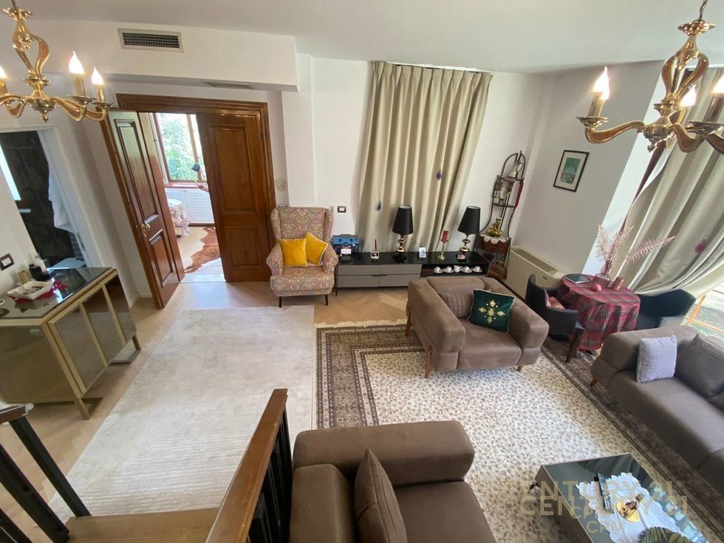 VENDIAMO VILLA INDIPENDENTE IN UN COMPLESSO A VISHNJE 480.000 €