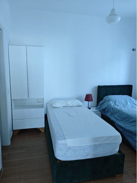SARANDA, APPARTAMENTO IN AFFITTO 2+1+2 CON VISTA MARE