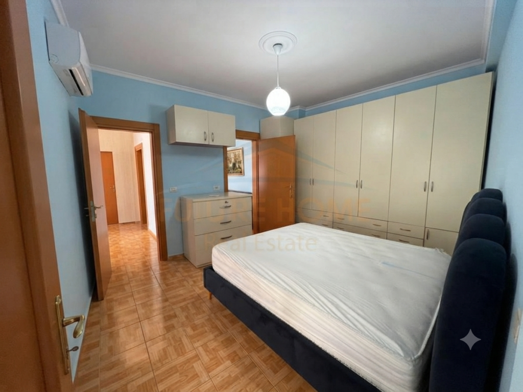Rent, Apartment 1+1, Barrikadave Street, Tirana.
