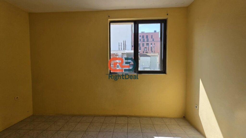 Opportunity!! Near the Red School, Private House for Sale, in Perfect Location !!