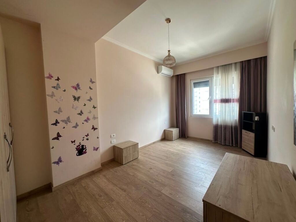 ✨ APARTAMENT 2+1+Post Parkim ME QIRA TE ISH-NISHARAKU (RRUGA E KAVAJËS) ✨