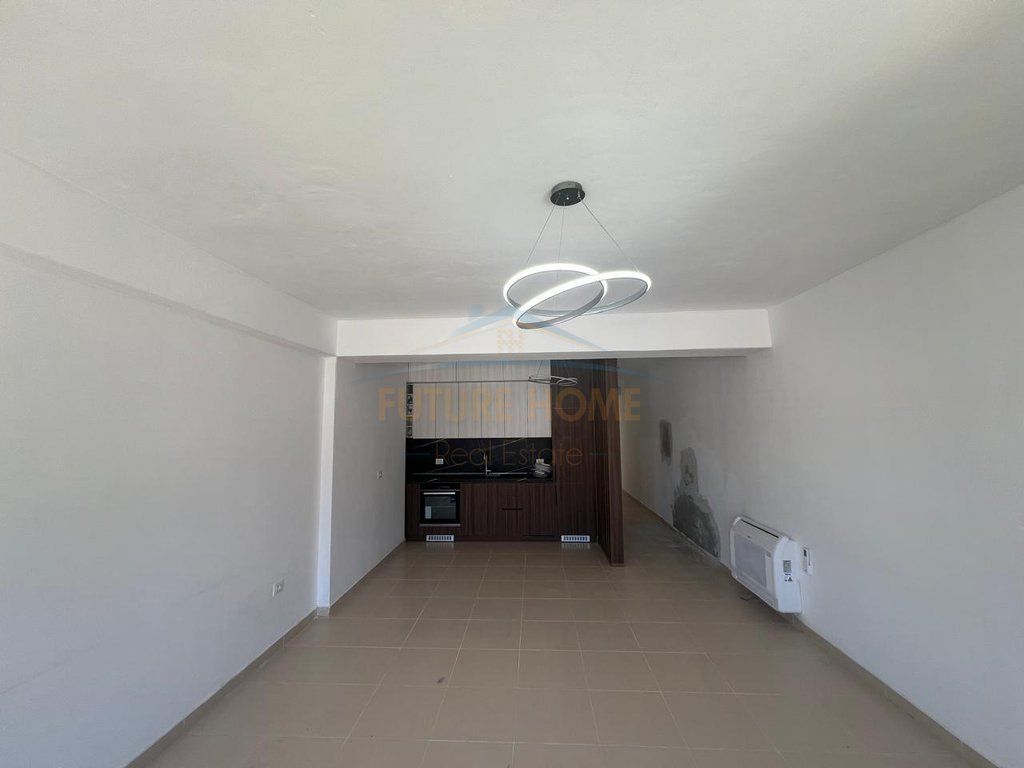 Qera, Apartament 3+1 + Parkim, Rezidenca Kodra e Diellit
