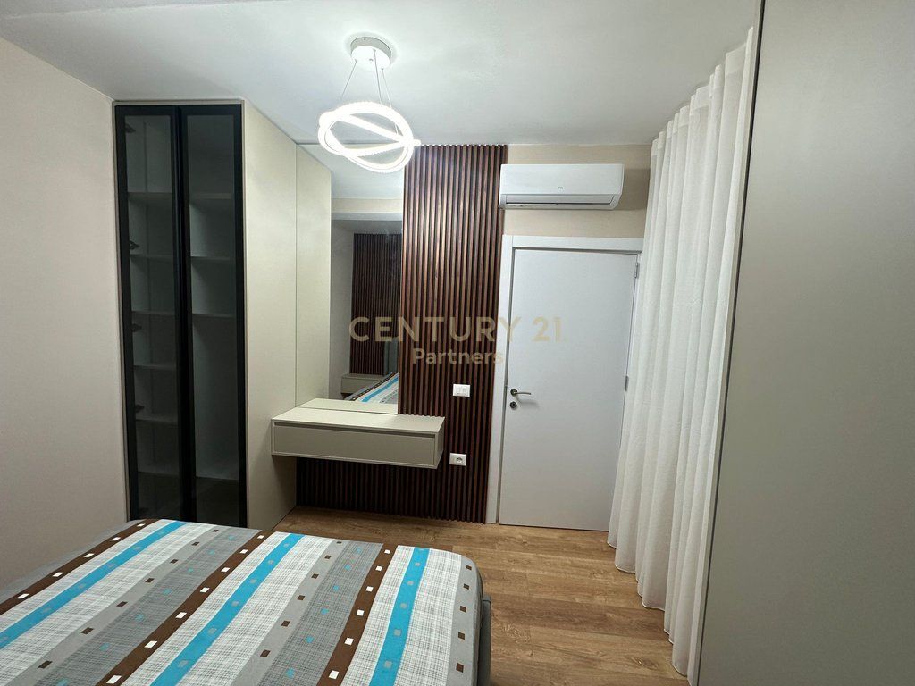 FOR RENT 2+1 APARTMENT NEAR KUQE SCHOOL !