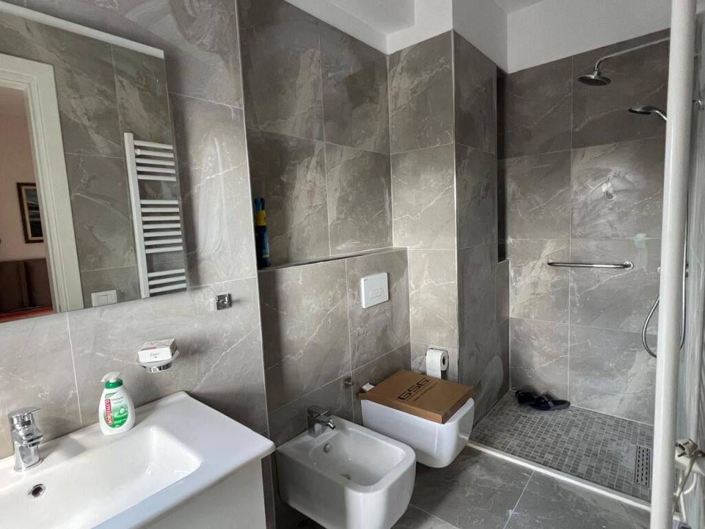 Apartment me qera 2+1+2 ne Myslym Shyr