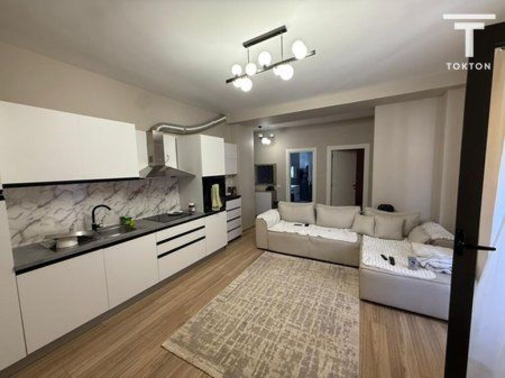 VENDESI, APPARTAMENTO 1+1, PAZARI I RI, TIRANA