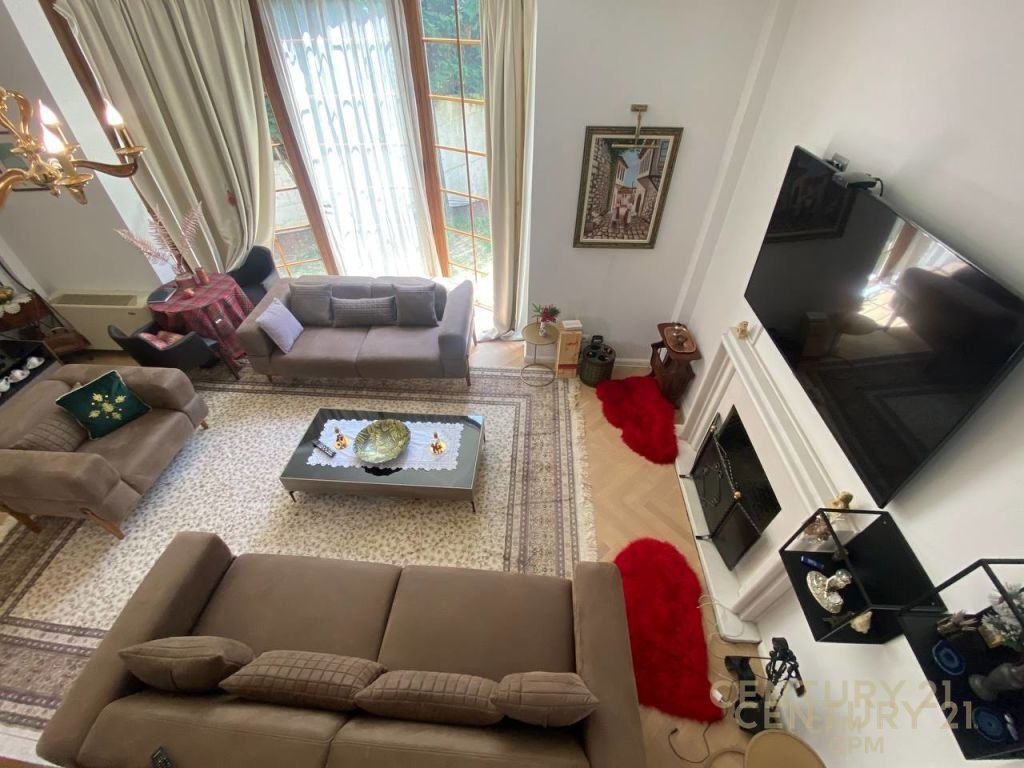 VENDIAMO VILLA INDIPENDENTE IN UN COMPLESSO A VISHNJE 480.000 €