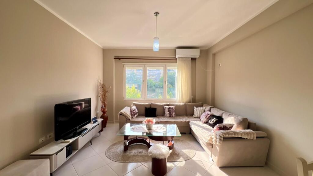 ME QERA: 2+1📍Kopshti Zologjik (Rr.Bilal Sina) - 70,000 Leke/Muaj - Sp.90m² - Pallat i Ri V.2016 || Pamje Fantastike nga Kopshti Zologjik✨️