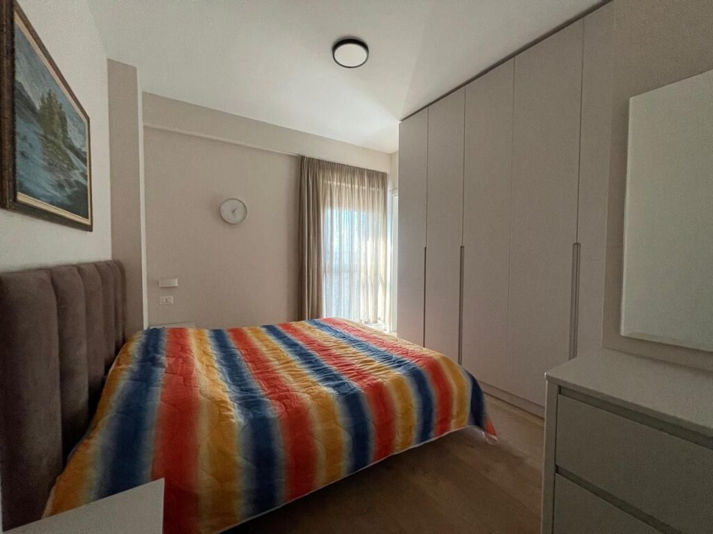 Apartament 2+1+2 tek Myslym Shyri