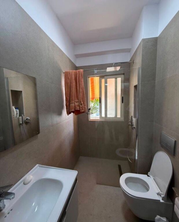 APARTAMENT ME QERA 2+1 RRUGA 5 MAJ 55.000 LEKE FH-81817