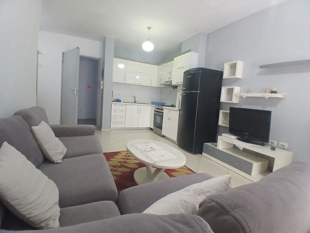 Apartment 1+1 for rent at 21 Dhjetori