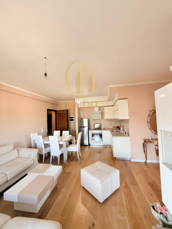 Appartamento 2+1 con Vista Mare in Vendita – Vicino al Molo, Transballkanike, Vlora