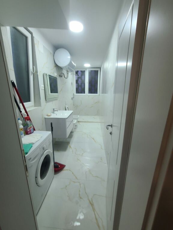 Apartament me qira 2+1+2 – Qendër, Rruga Luigj Gurakuqi