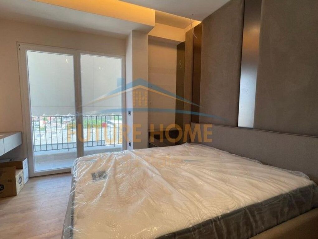 Tirane, shes apartament 2+1 Kati 10, 67 m²  (Laprakë)