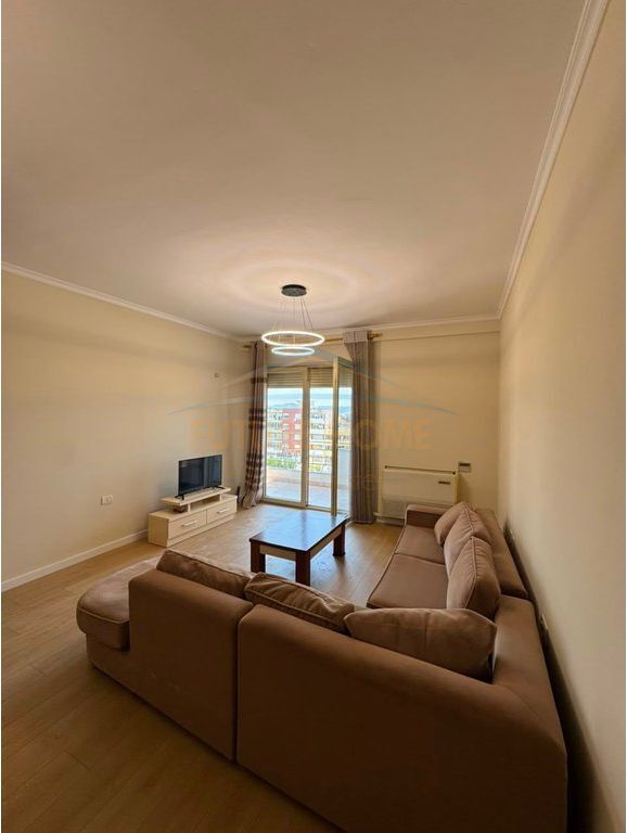 Shitet, Apartament 2+1+2, Restorant Fresku, Rruga e Dajtit