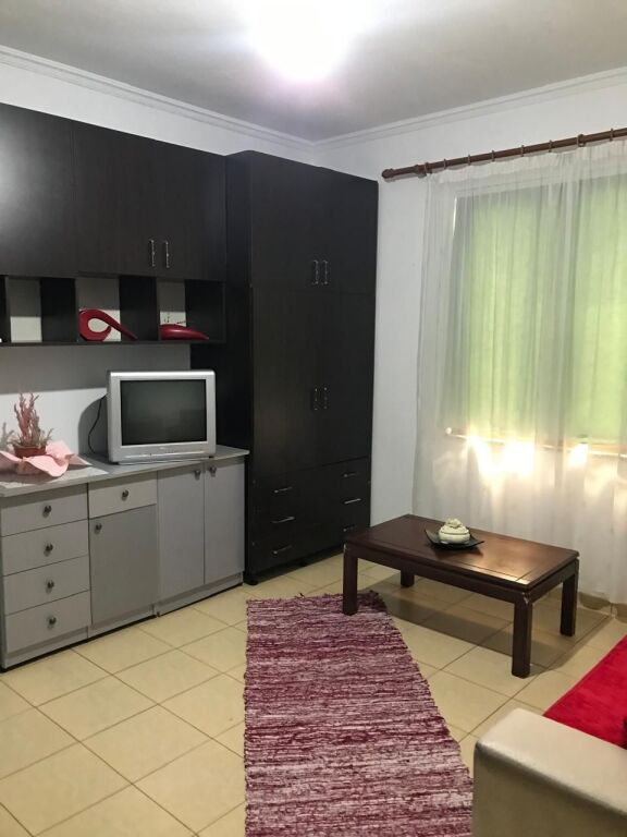 JEPET ME QERA GARSONIERE - FRESK PASTICERI MELISA  